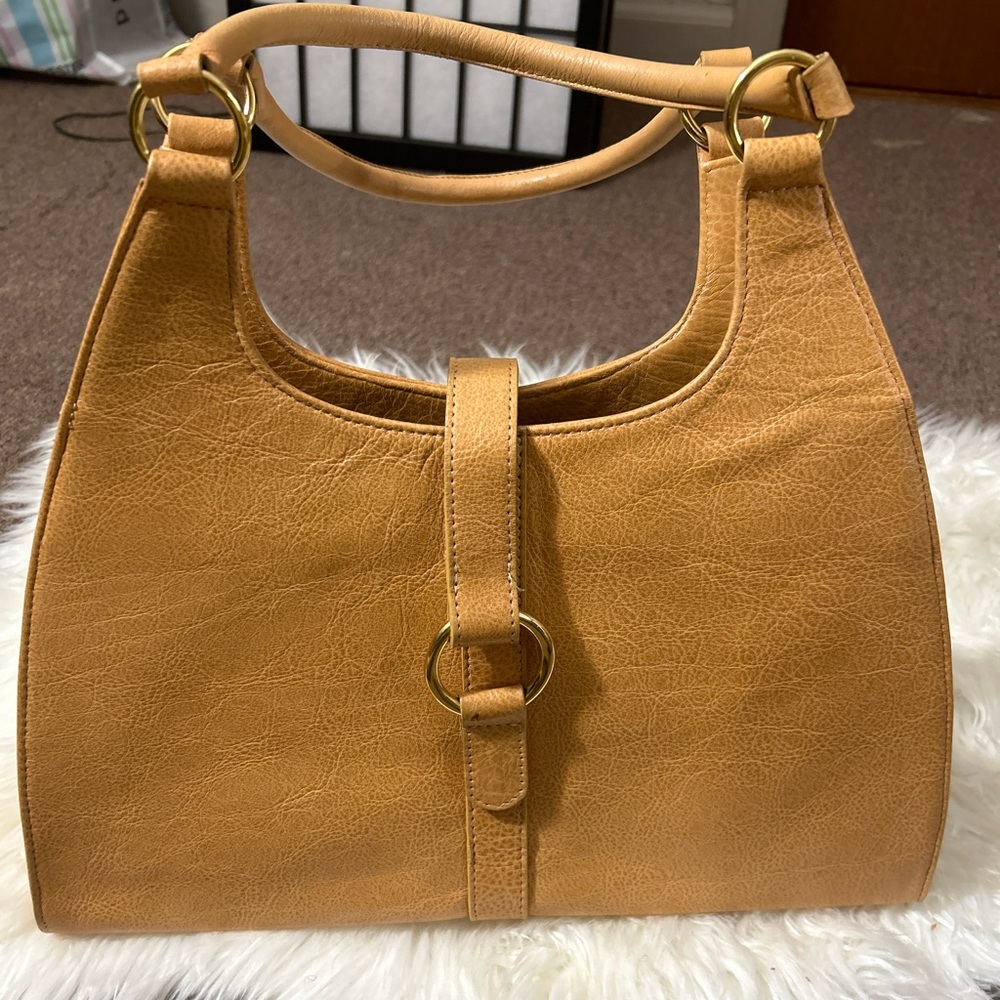 Chic shoulder bag